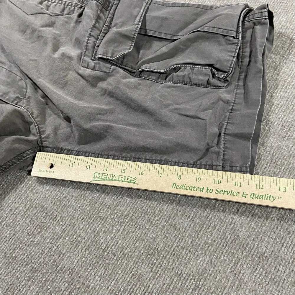 Gap Khakis Lived In Cargo Shorts Mens 31 Grey Relaxed Fit Cotton Utility Outdoor